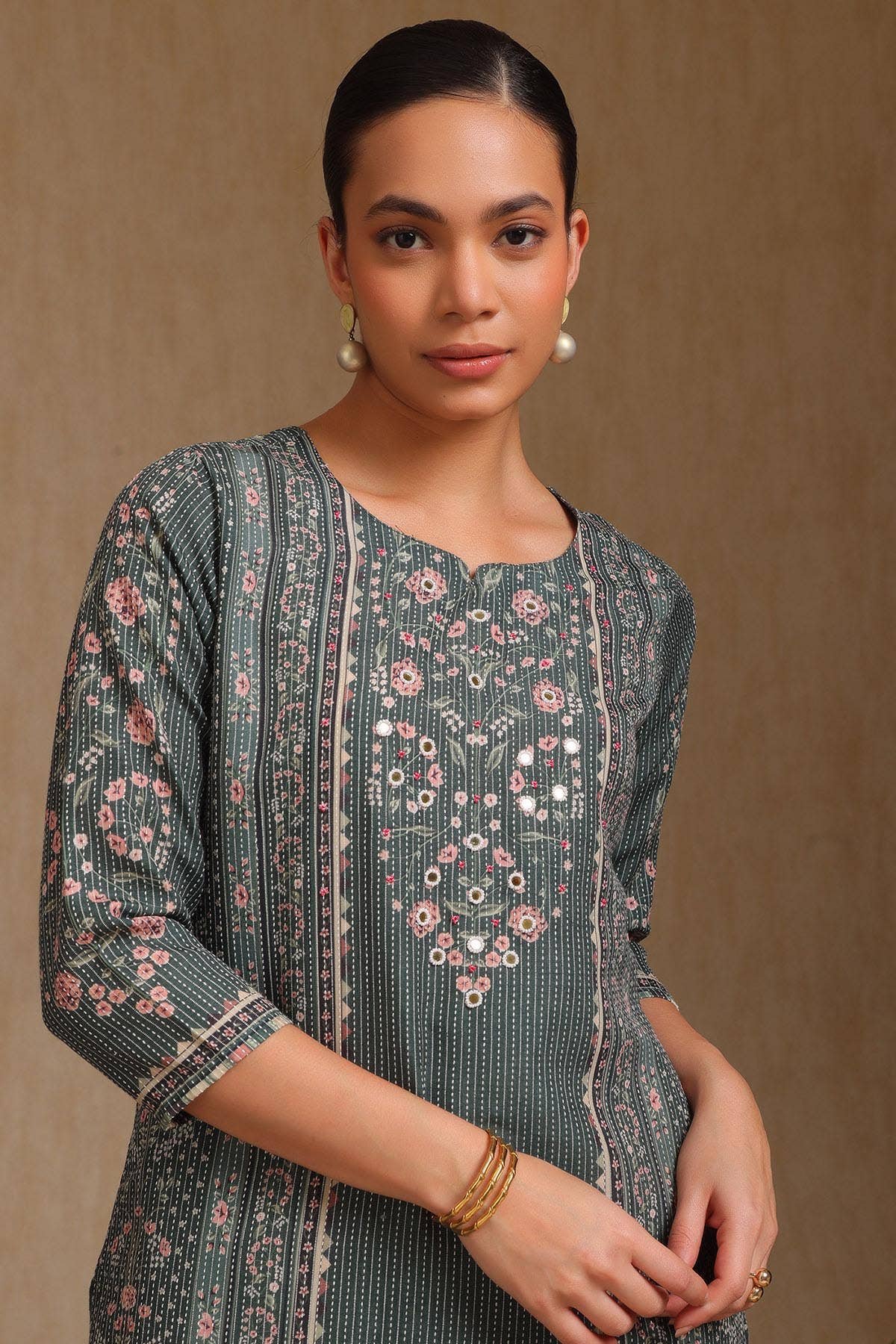 Olive Rayon Botanical Printed Kurta With Mirror Work